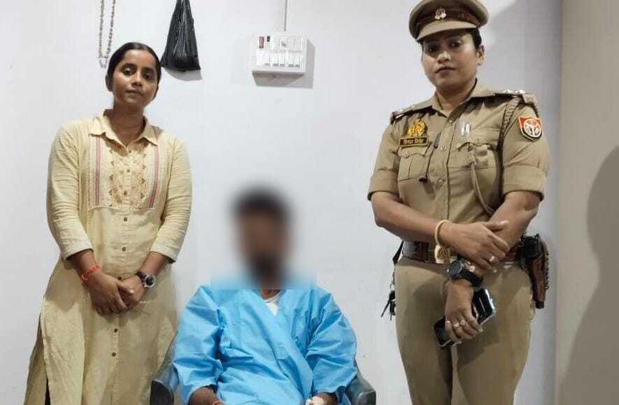 Kashi Ki Aawaz | थाना चेतगंज पुलिस द्वारा पासको एक्ट से संबंधित मुकदमे में वांछित अभियुक्त को किया गिरफ्तार