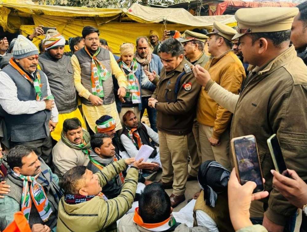 Kashi Ki Aawaz | चंदौली एक माह में बढ़ी हत्या और बलात्कार की घटनाएं...